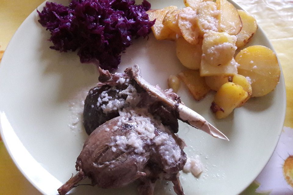 Gebratene Gans mit Apfelsauce