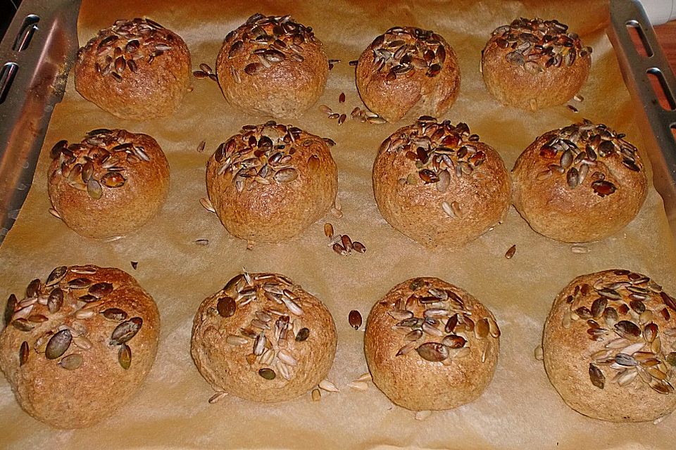 "Halbkorn" - Brötchen von gugel