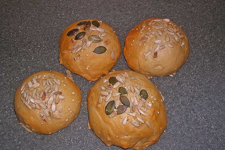 "Halbkorn" - Brötchen von gugel