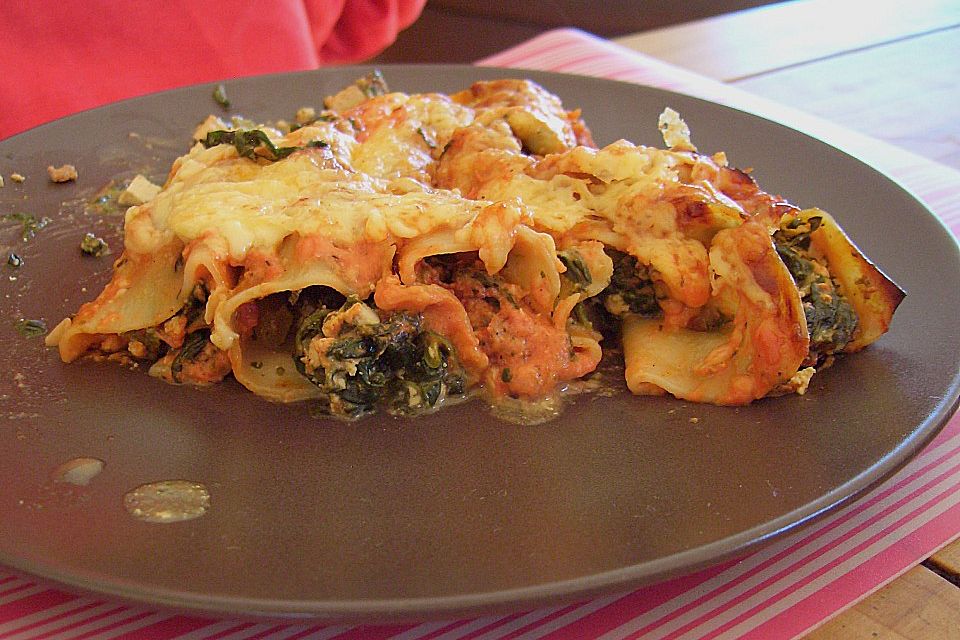 Cannelloni mit Tofu - Spinatfüllung