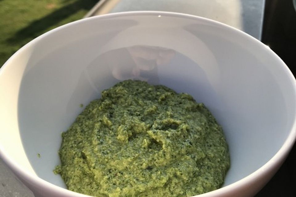 Rucola - Nuss Pesto