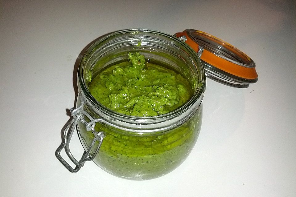 Rucola - Nuss Pesto