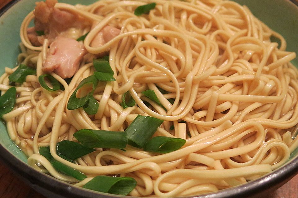 Minekins Hühnchen - Nudelsuppe