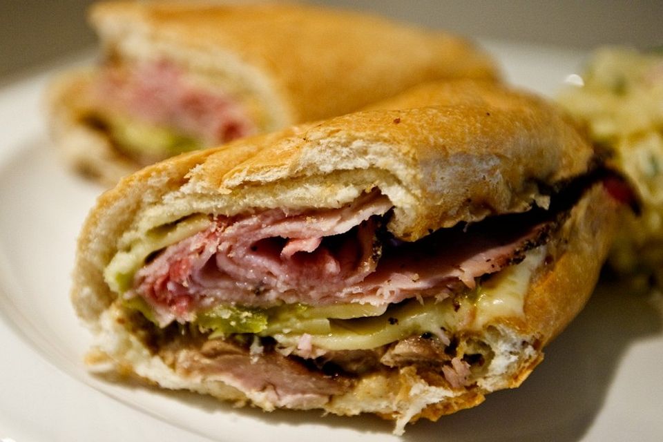 Cuban sandwich