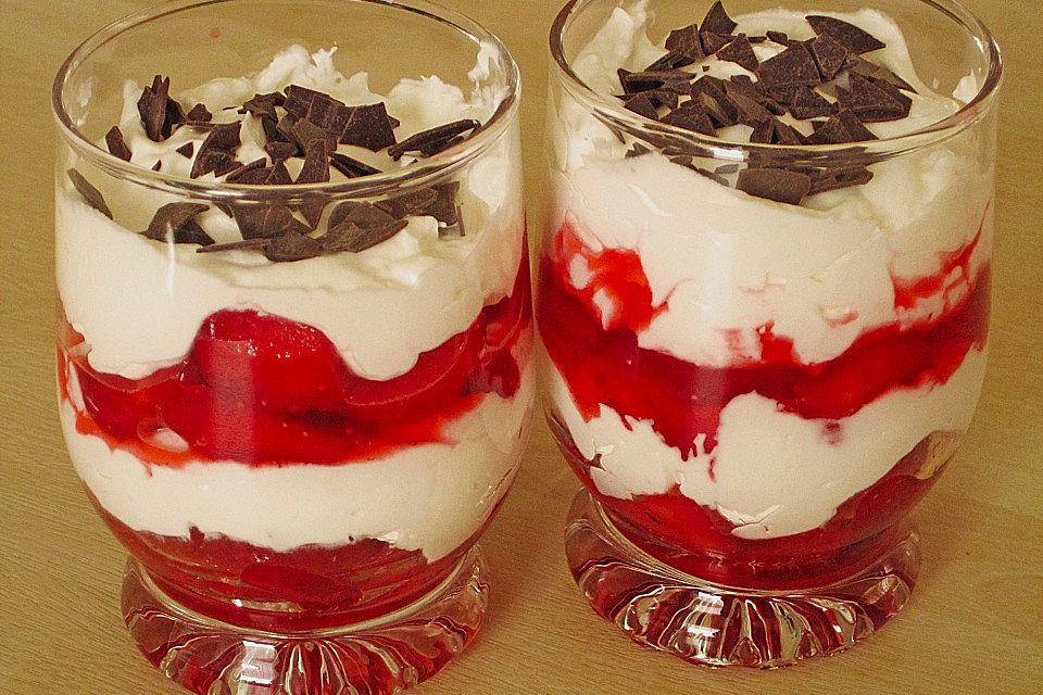 Erdbeeren mit Vanillequark