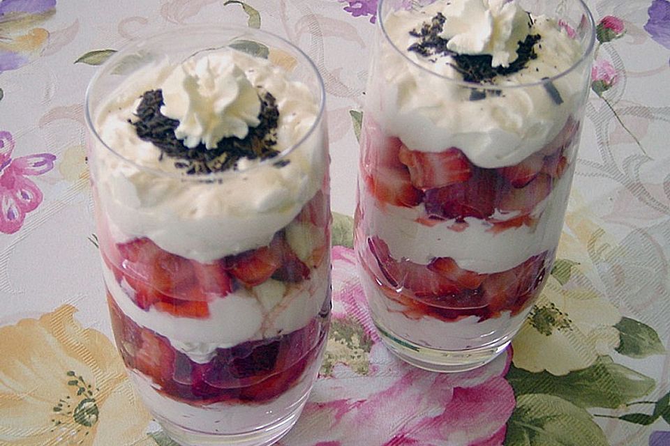 Erdbeeren mit Vanillequark