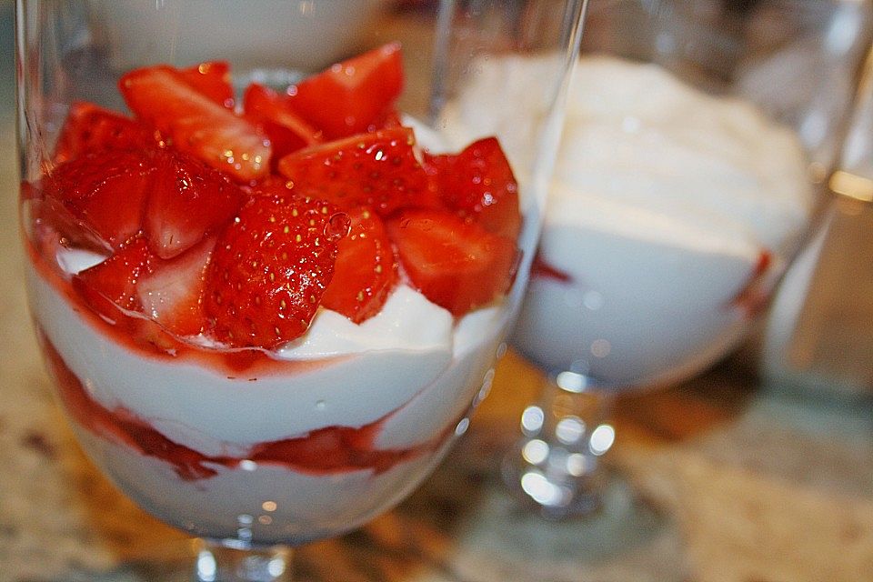 Erdbeeren mit Vanillequark