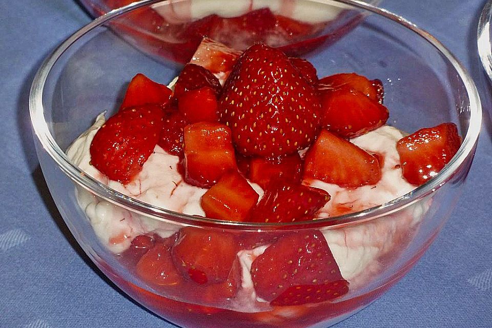 Erdbeeren mit Vanillequark