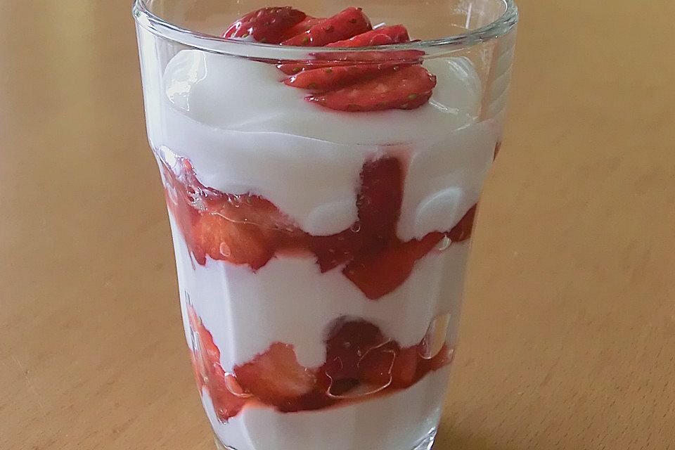 Erdbeeren mit Vanillequark