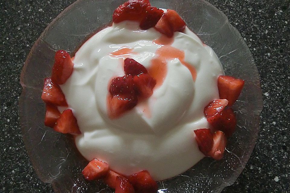 Erdbeeren mit Vanillequark