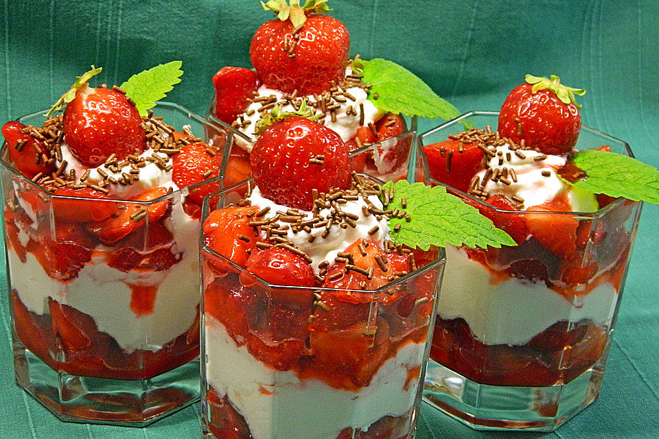 Erdbeeren mit Vanillequark