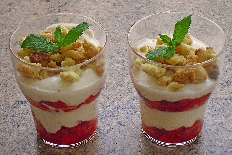 Erdbeeren mit Vanillequark