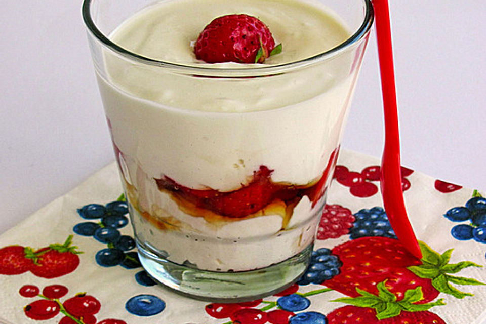 Erdbeeren mit Vanillequark