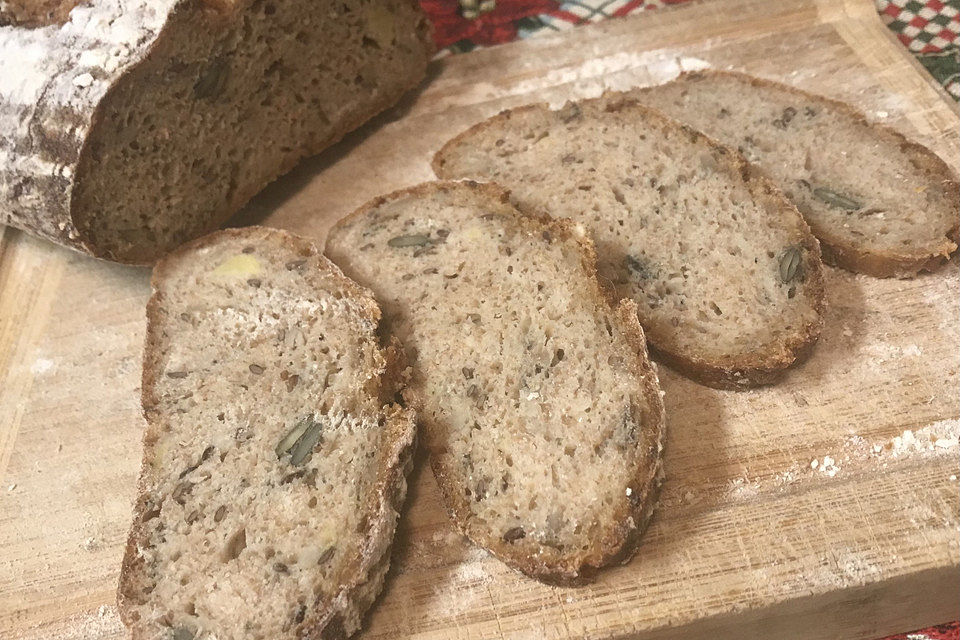 Buttermilchkartoffelbrot mit Sauerteig