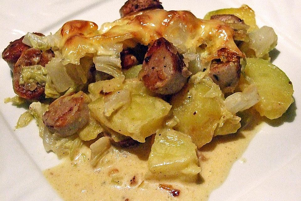 Chinakohlgemüse mit Bratwurst