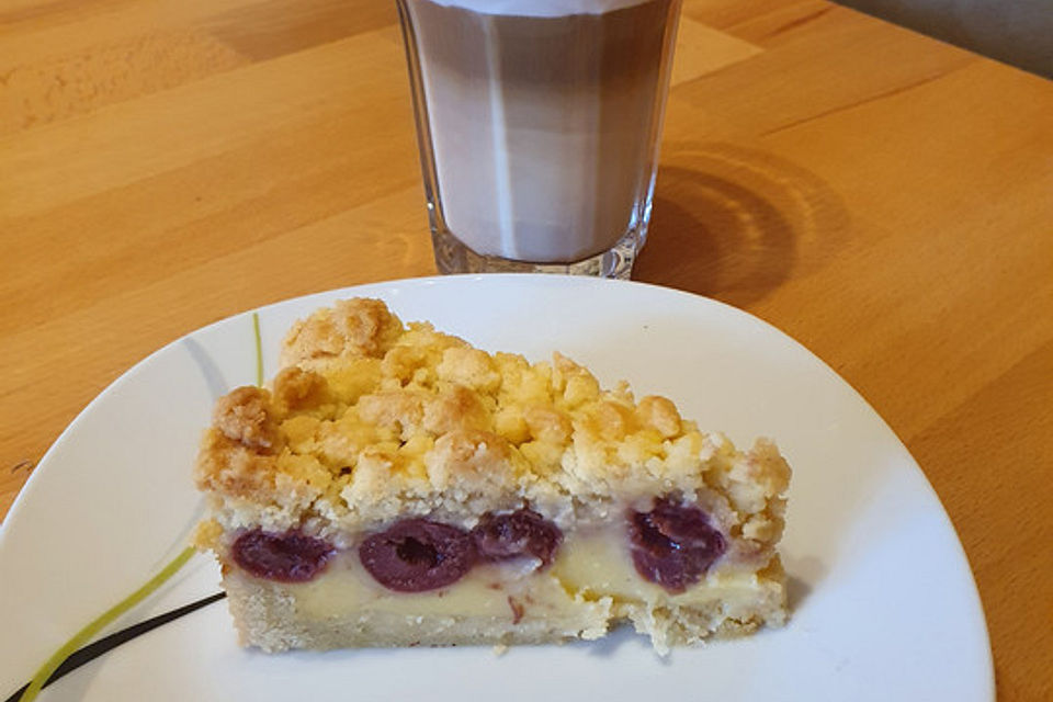 Streuselkuchen mit Pudding