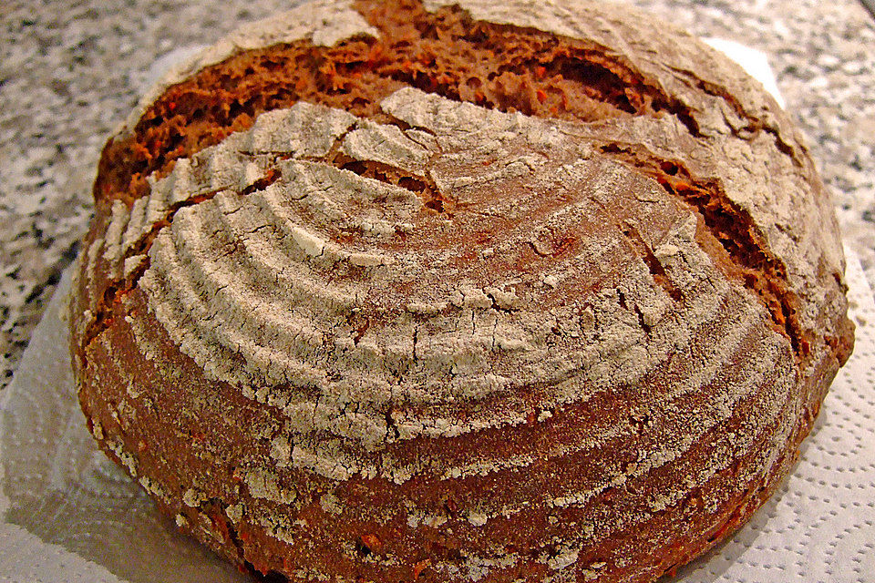 Walnuss - Karotten Brot