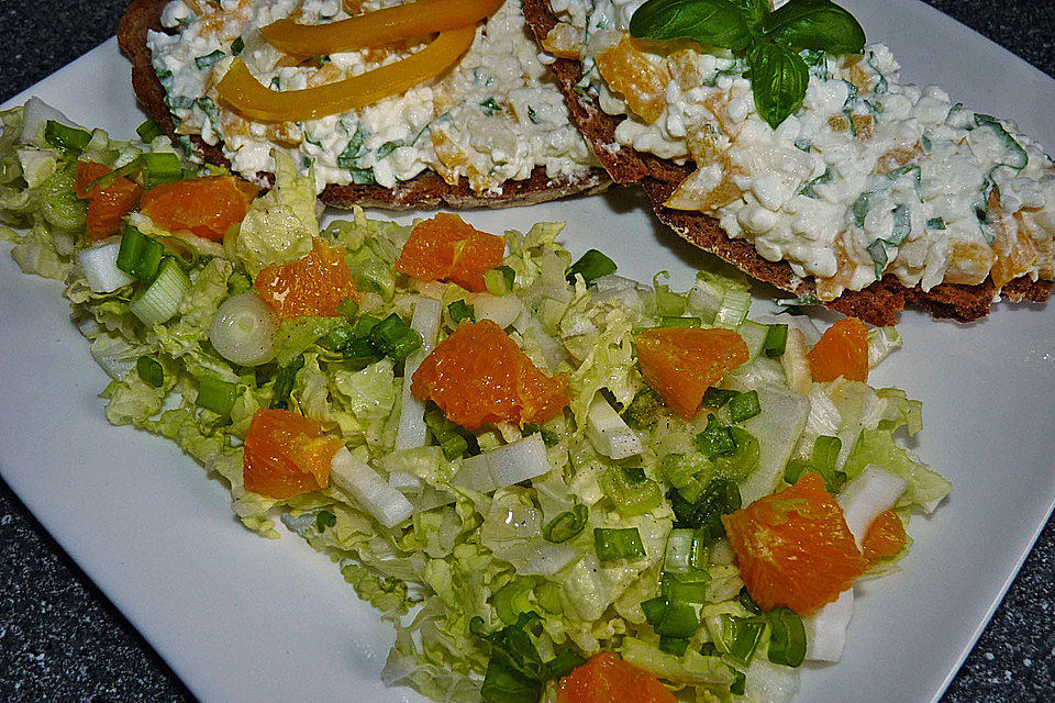 Chinakohlsalat mit Orangenfilets