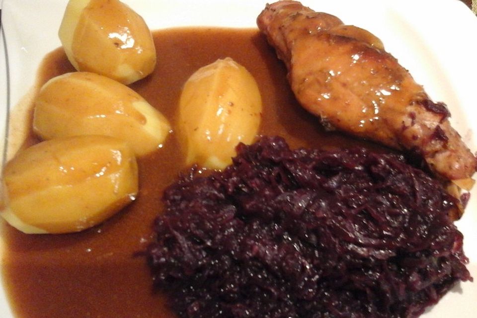 Fertiger Rotkohl lecker verfeinert