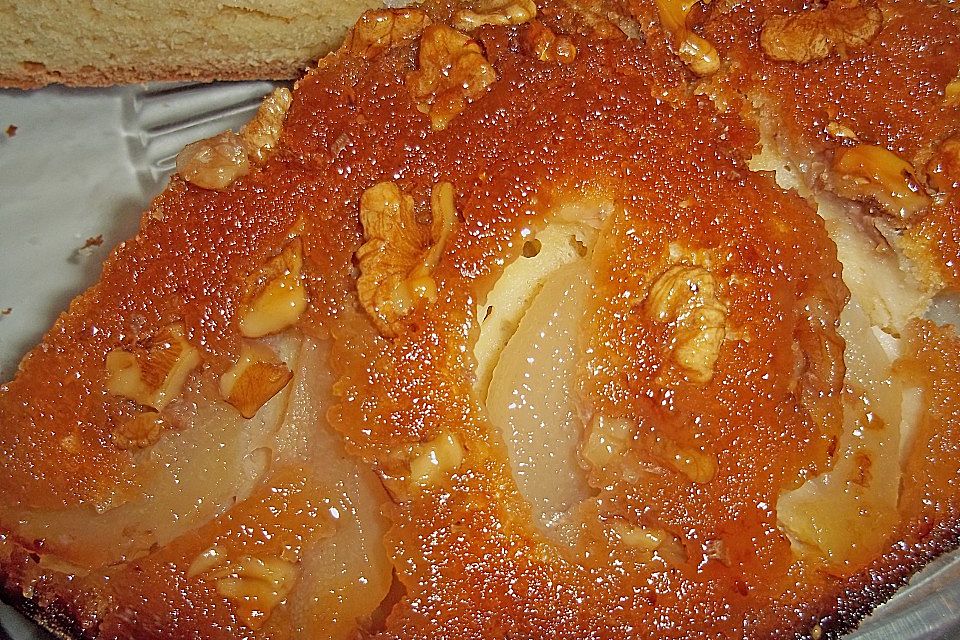 Gestürzter Birnenkuchen