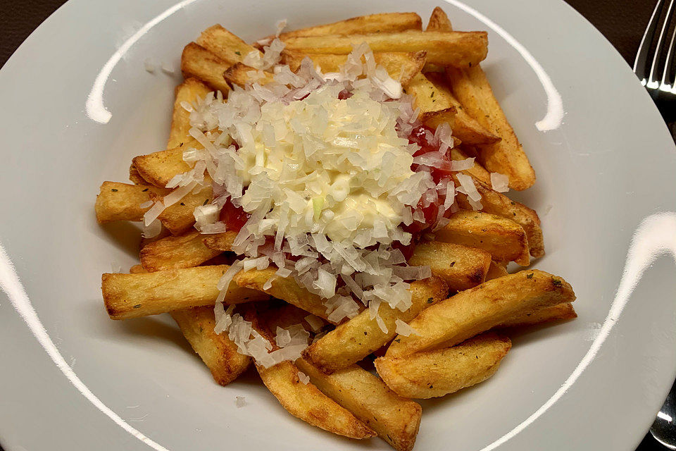 Pommes frites mit Mayonnaise