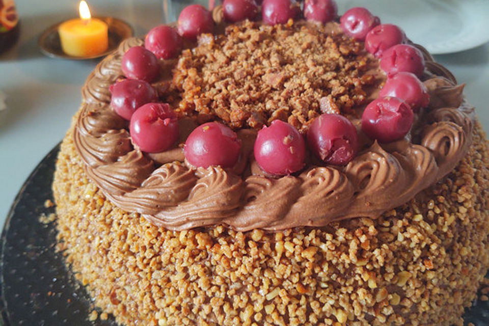 Nougat - Kirsch - Torte