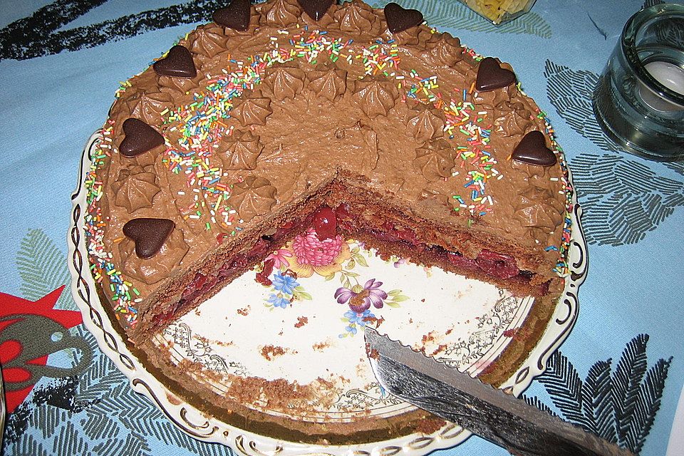 Nougat - Kirsch - Torte