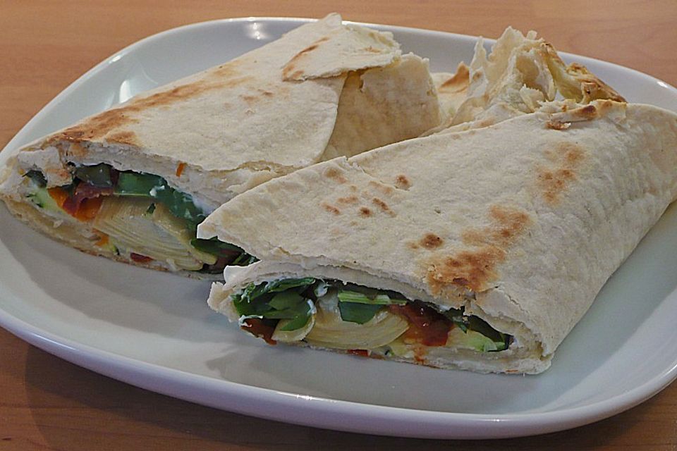 Gemüsewraps mit Ziegenkäse