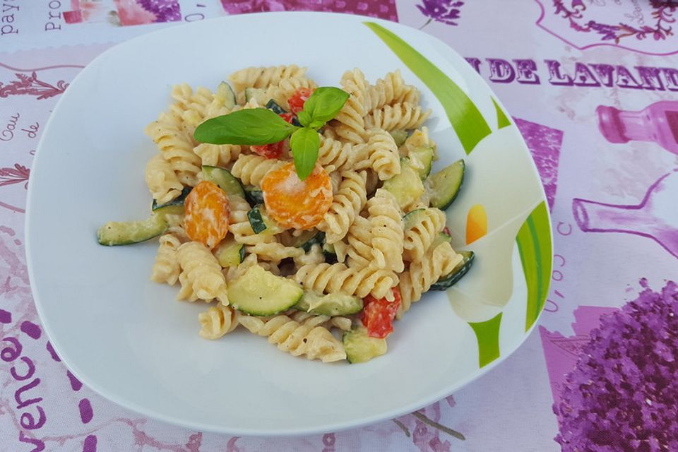 Pasta mit Sommergemüse