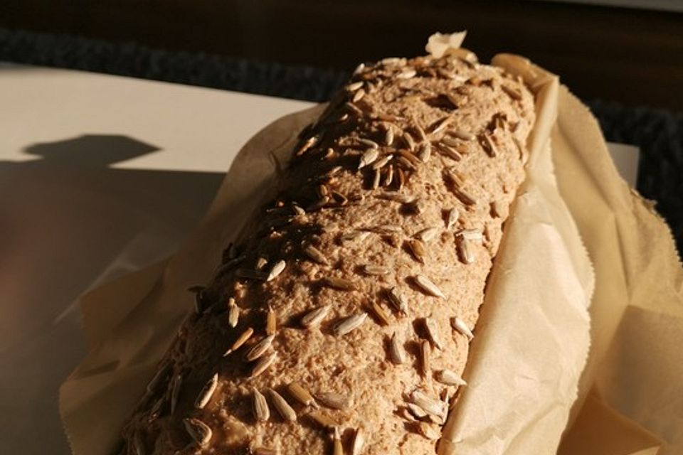 Weizenvollkornbrot mit Hefe