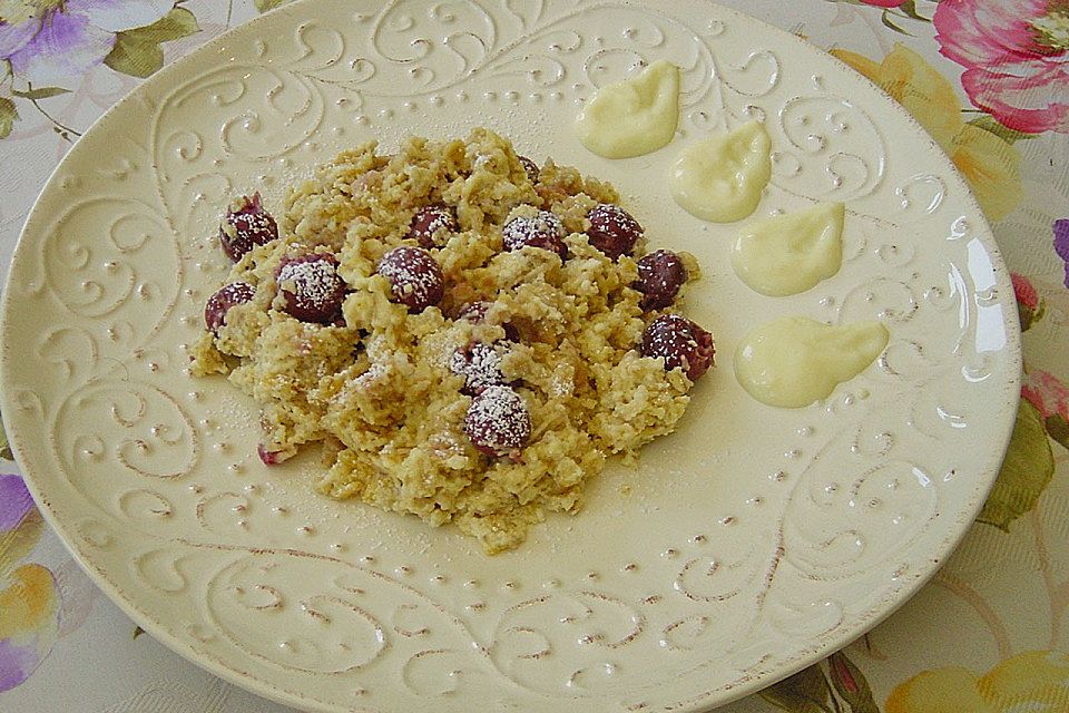 Kirschauflauf mit Haferflocken