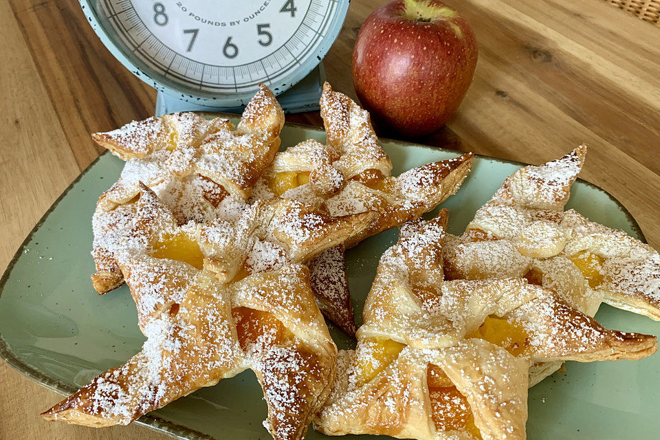 Schnelle Blätterteig - Vanillepuddingteilchen