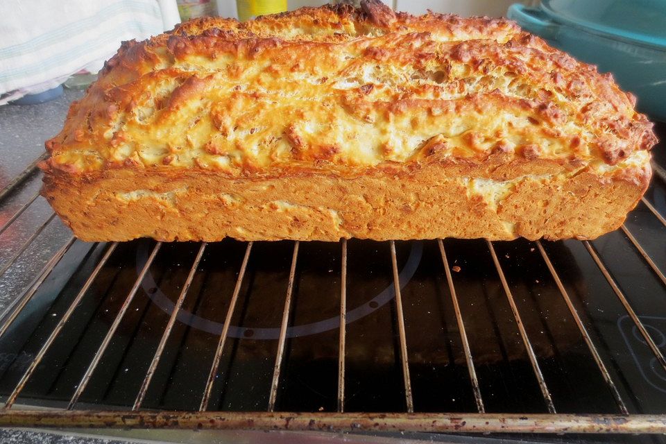 Landbrot mit Käse