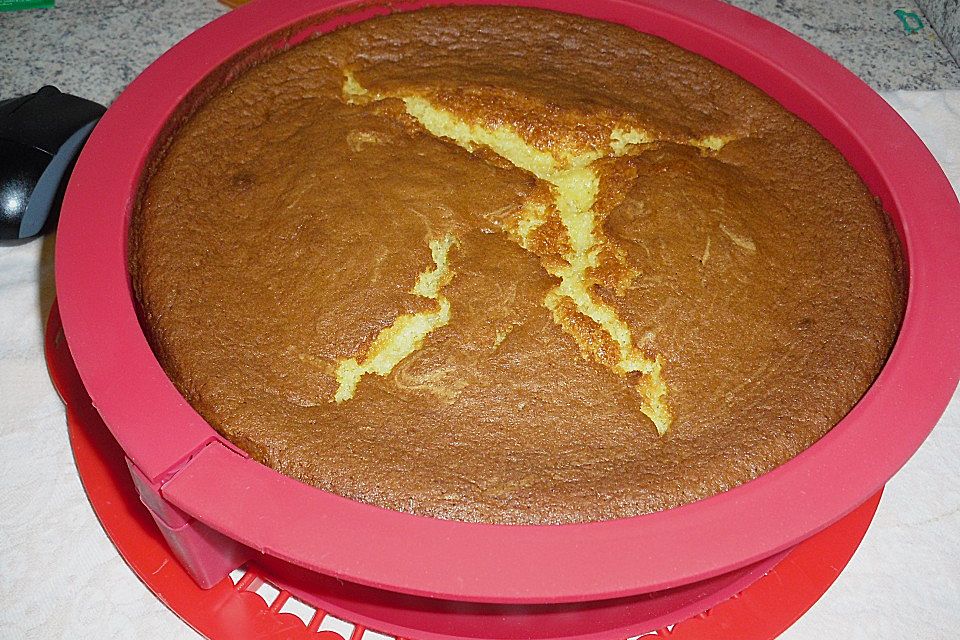 Eierlikör - Sahne - Mandelkuchen