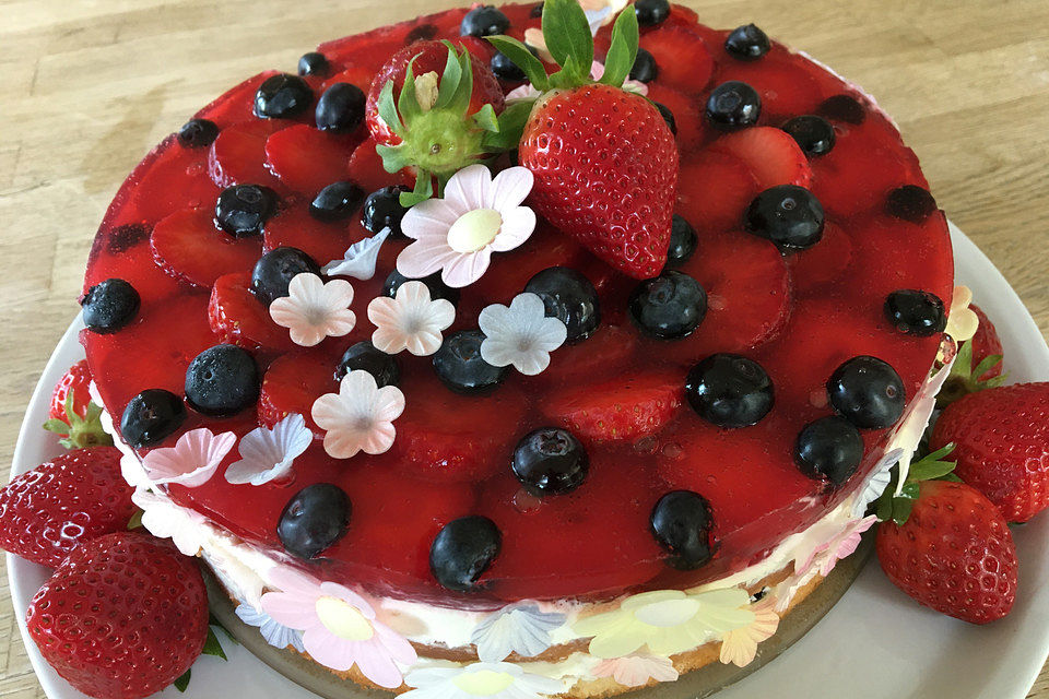 Frische Erdbeertorte