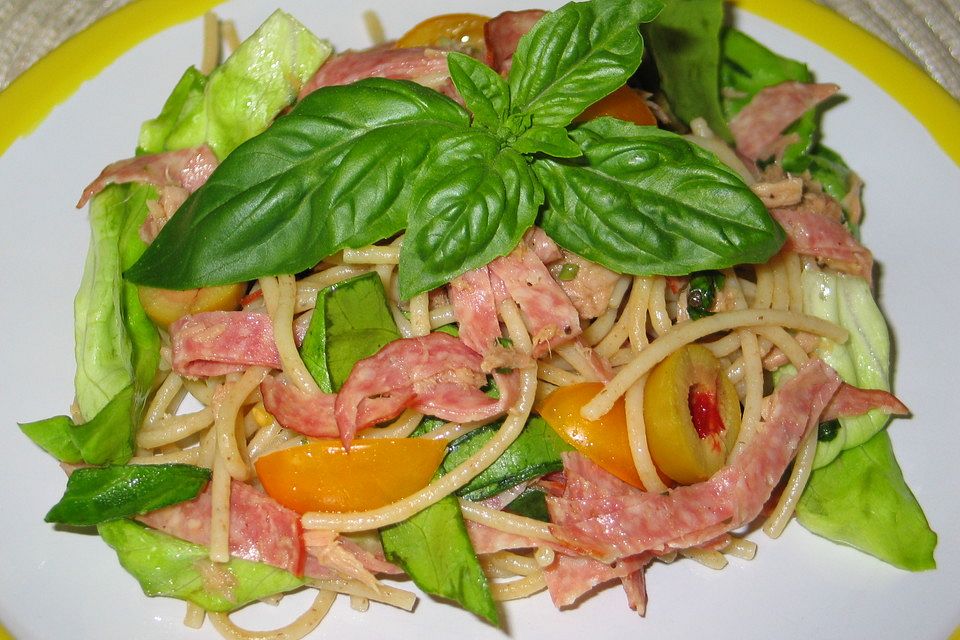 Spagettisalat italienische Art