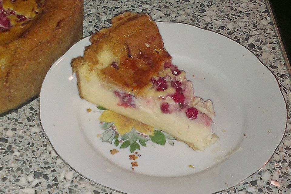 Joghurt - Käsekuchen mit Johannisbeeren