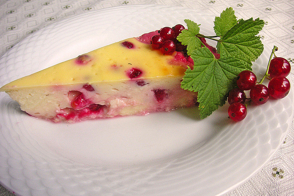 Joghurt - Käsekuchen mit Johannisbeeren