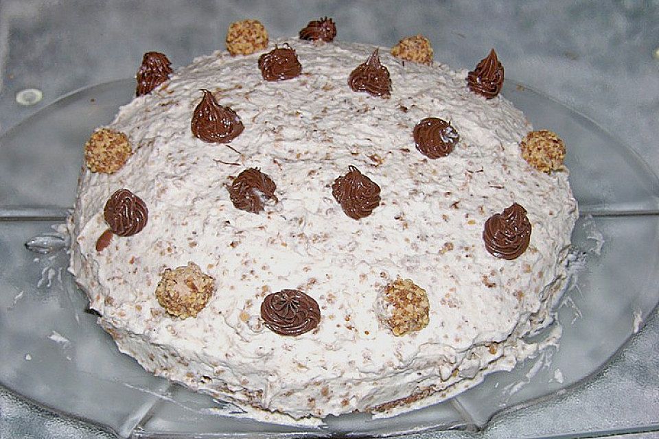 Sahnige Giotto Torte