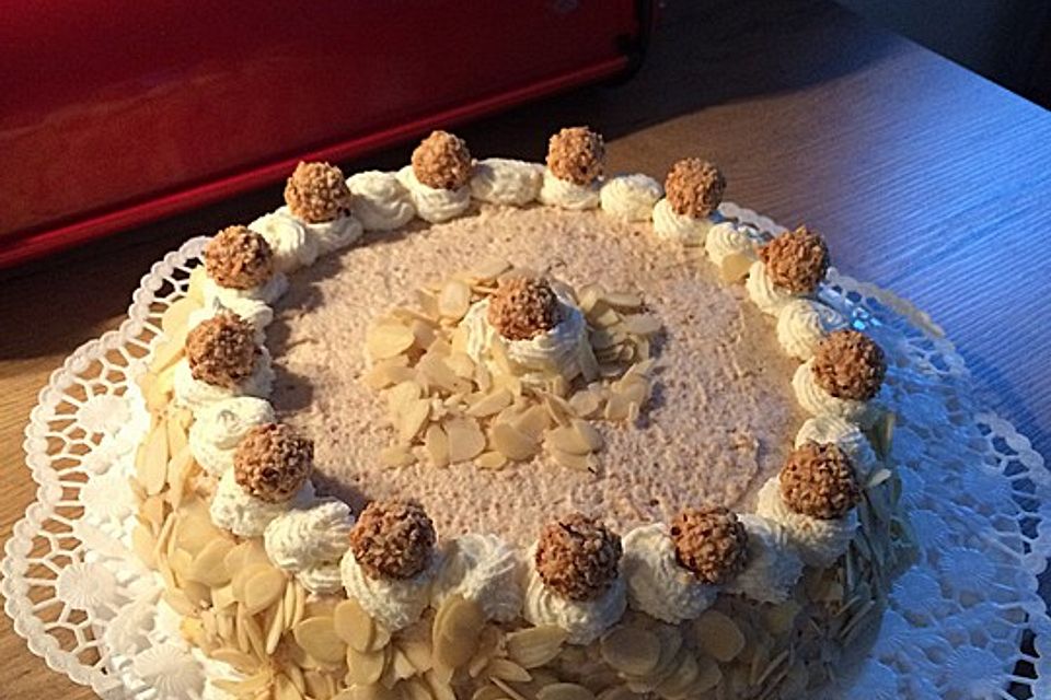 Sahnige Giotto Torte