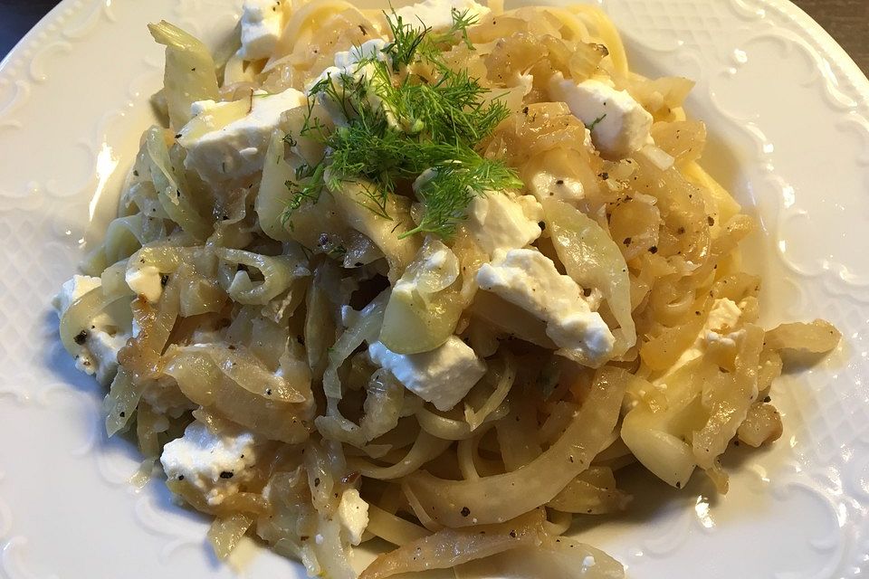 Sautierter Fenchel mit Fetakäse