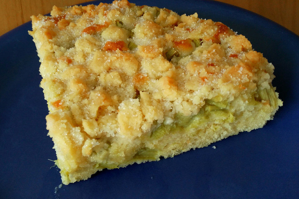 Sehr saftiger Obst-Streuselkuchen