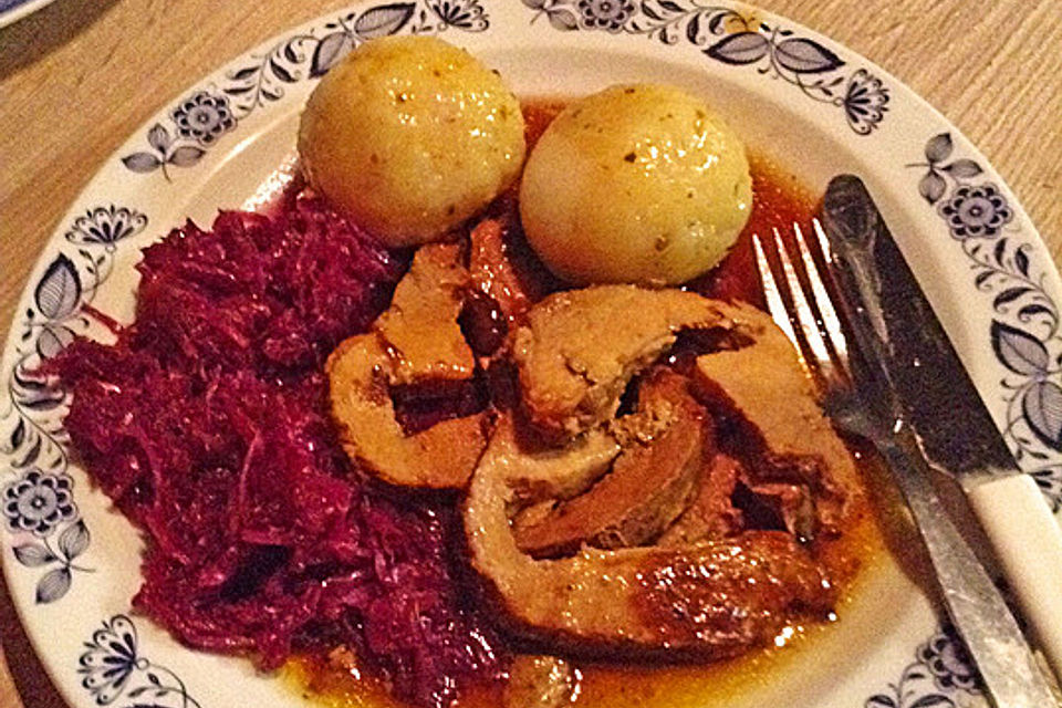 Gefüllter Rollbraten