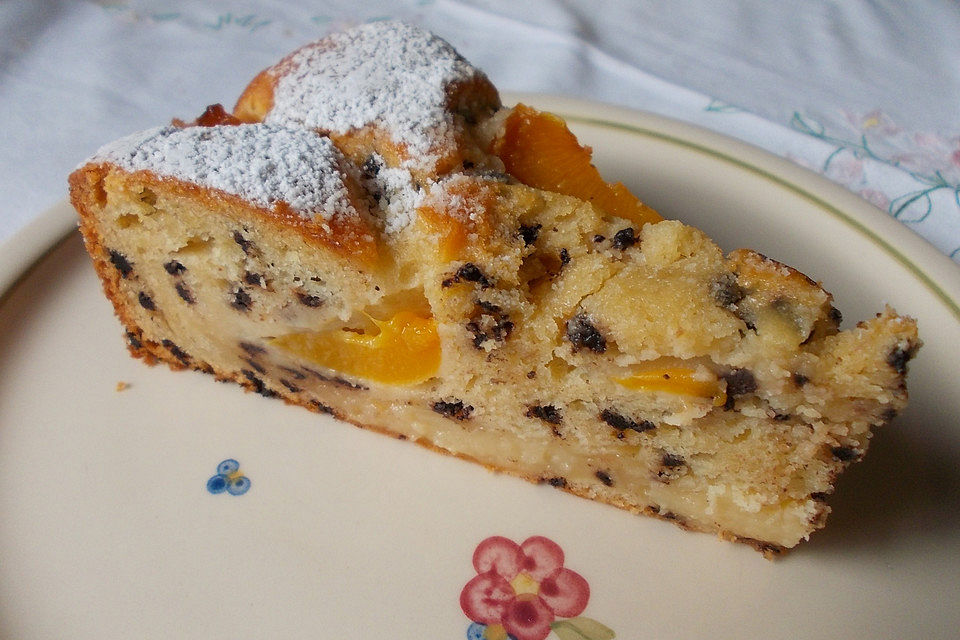 Ameisen-Marillenkuchen mit Puddingfüllung