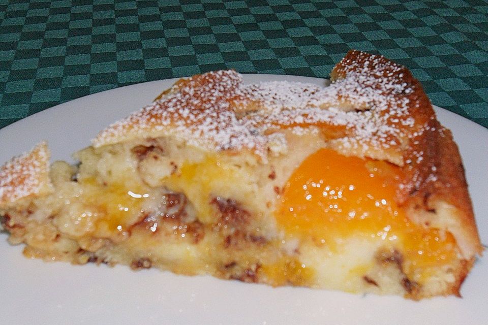 Ameisen-Marillenkuchen mit Puddingfüllung