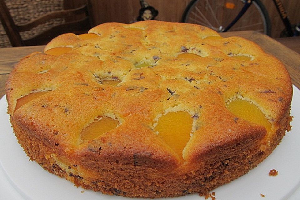 Ameisen-Marillenkuchen mit Puddingfüllung