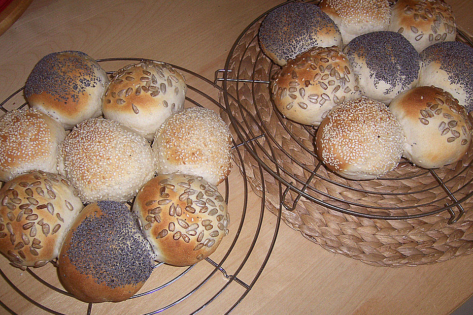 Frischkäsebrotstange mit Sesamkruste