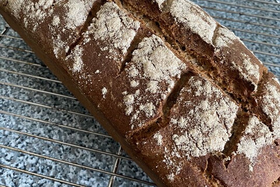 Weizenmischbrot mit Trockenhefe