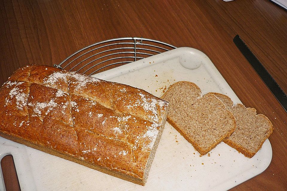 Weizenmischbrot mit Trockenhefe