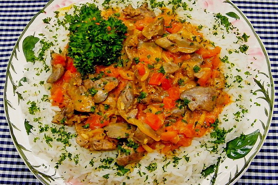 Hähnchenlebergulasch